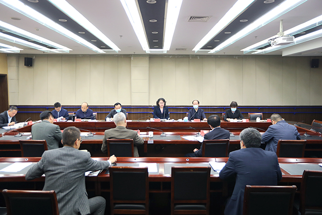 图为座谈会现场
