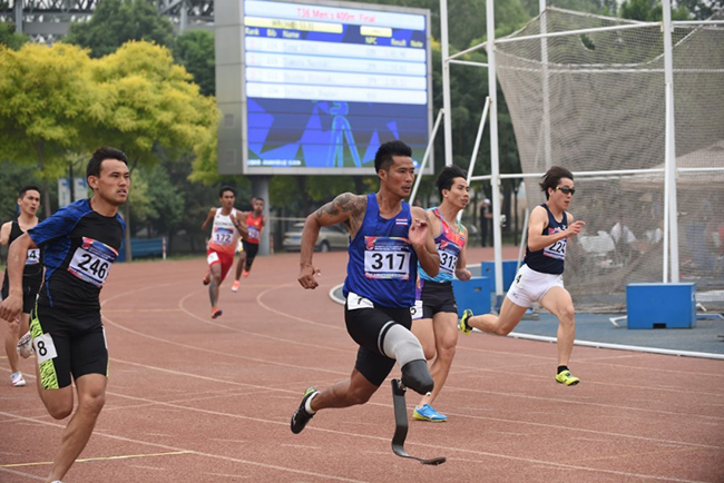 图为2019年世界残奥田径大奖赛北京站暨第7届中国残疾人田径公开赛