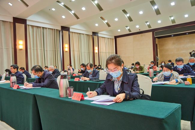 图为会议现场
