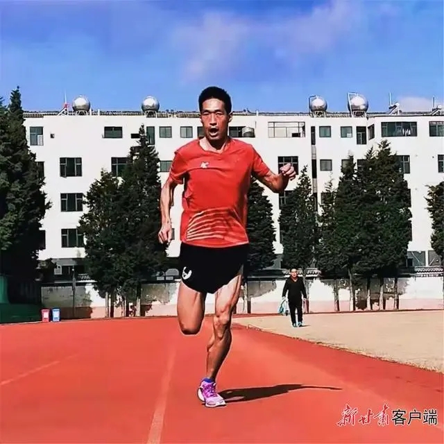 图为王满意在训练场上