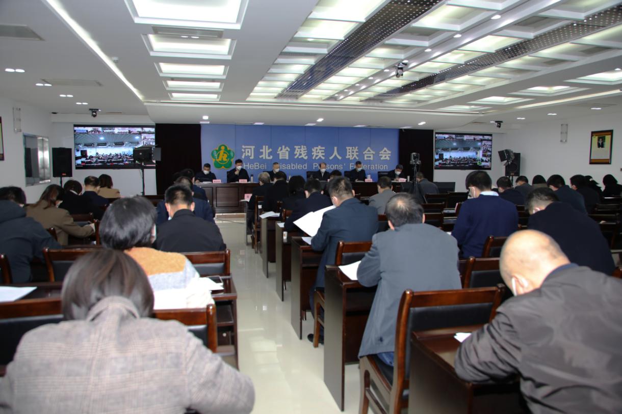 图为会议现场