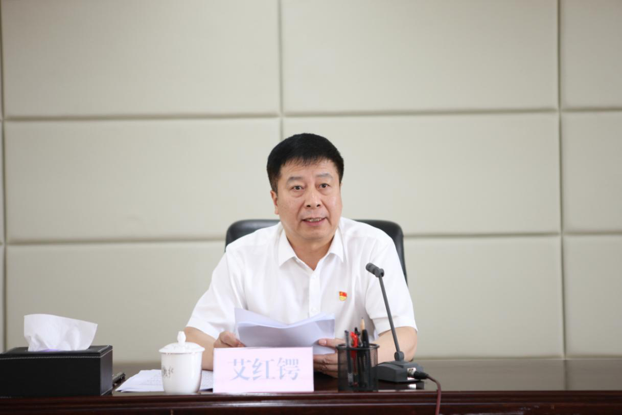 图为党课现场