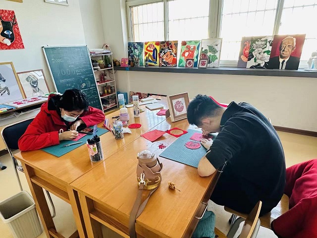 图为活动现场