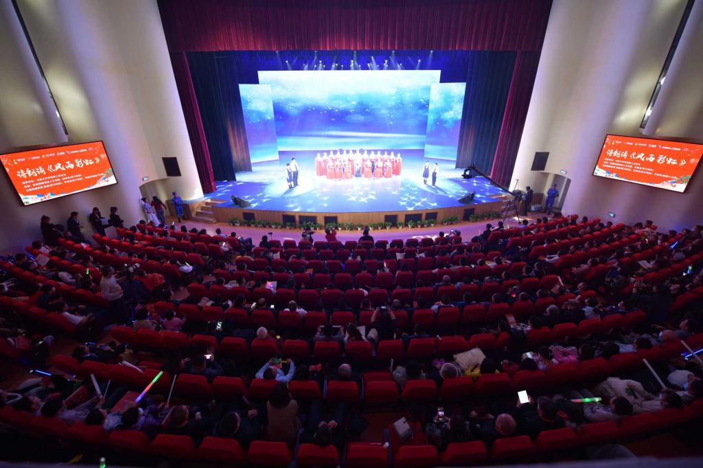 图为春晚演出现场