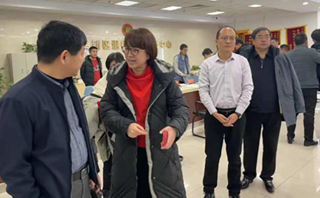 图为滨海新区残联现场开展助残服务