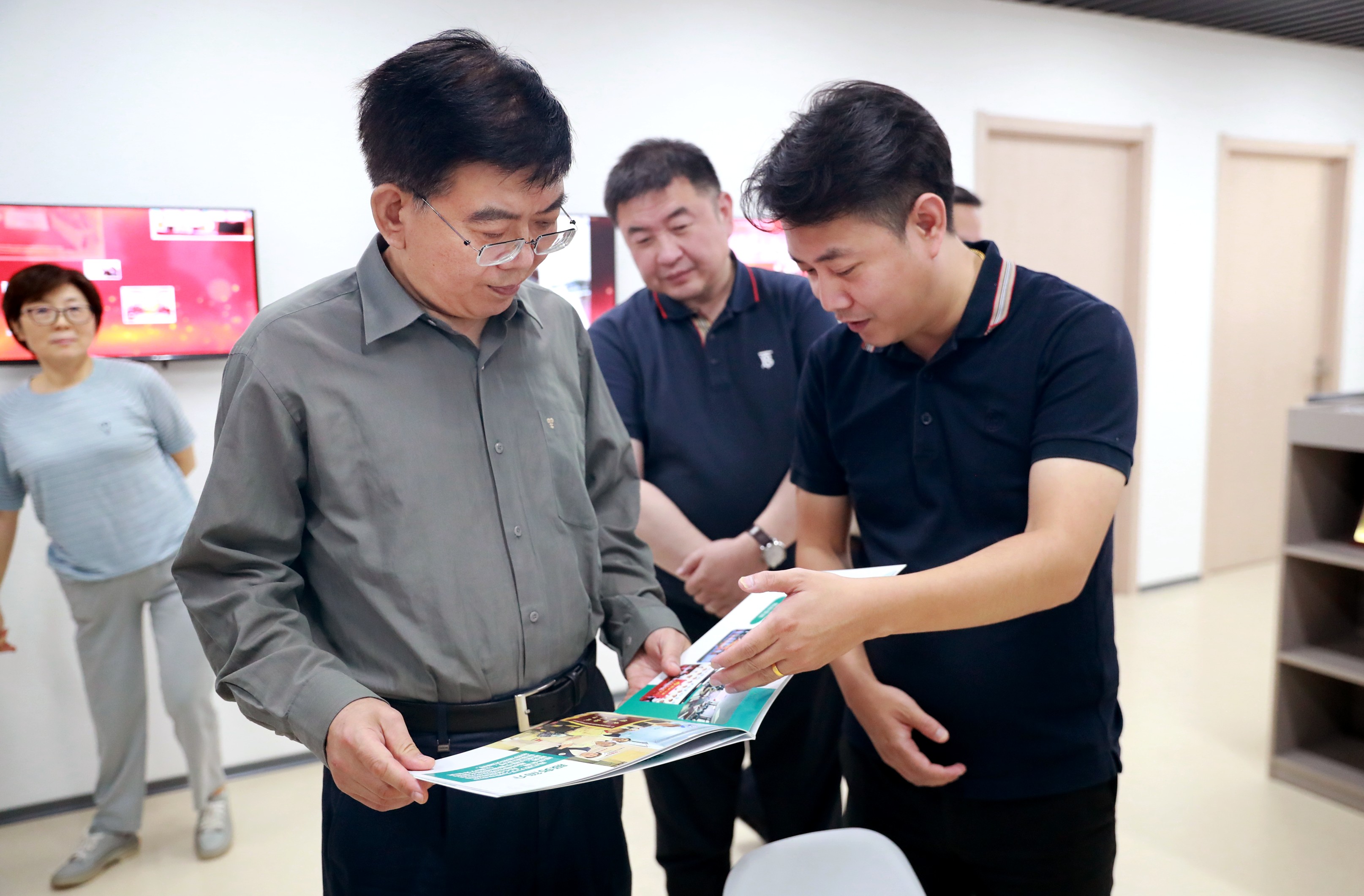 点击浏览下一页