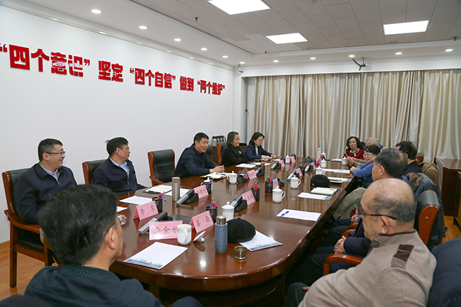 图为活动现场