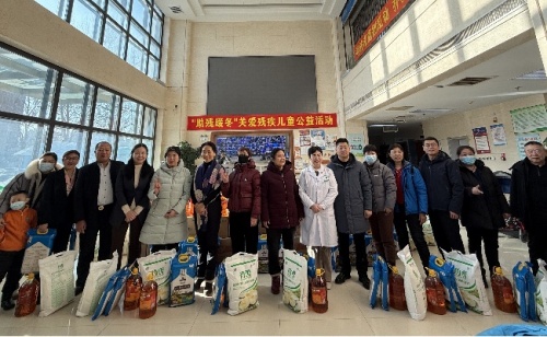 图为活动现场