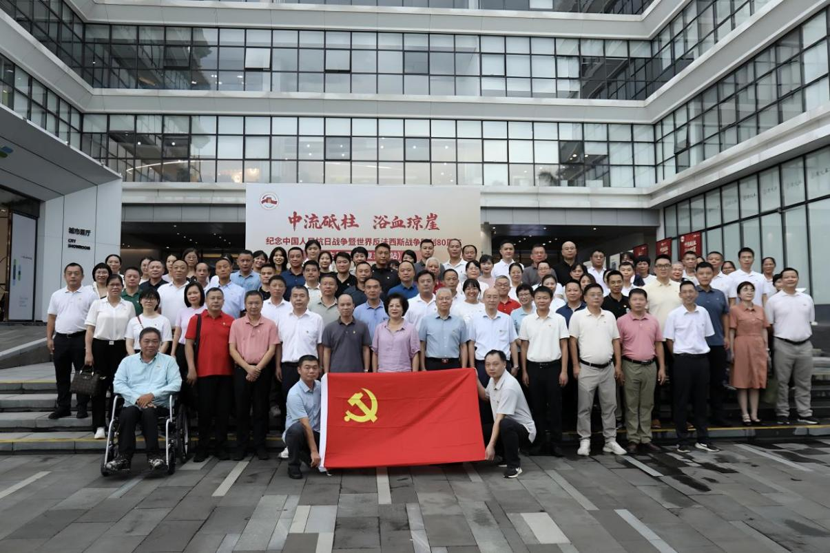 图片为活动现场图片