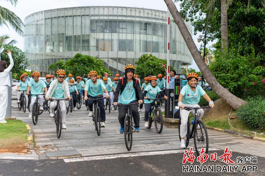 图为活动现场图片