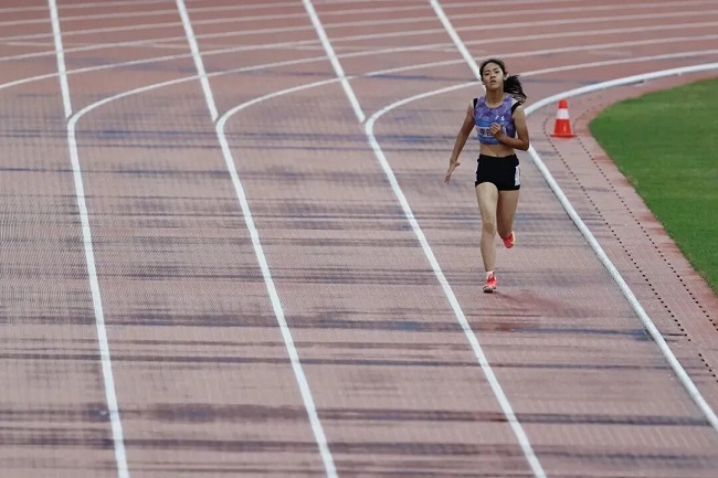 图为田径比赛现场