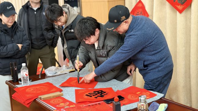 图为活动现场