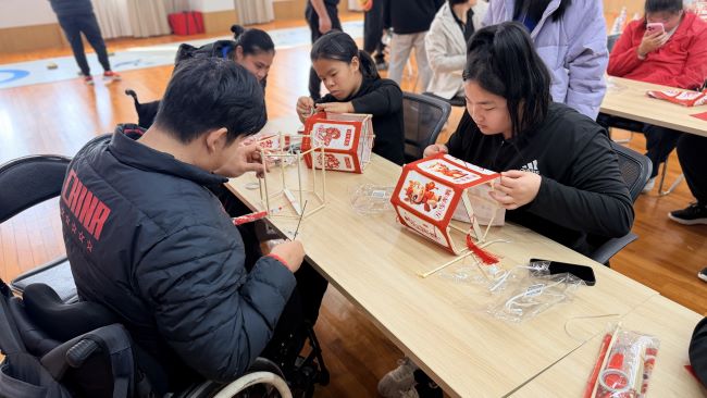 图为活动现场
