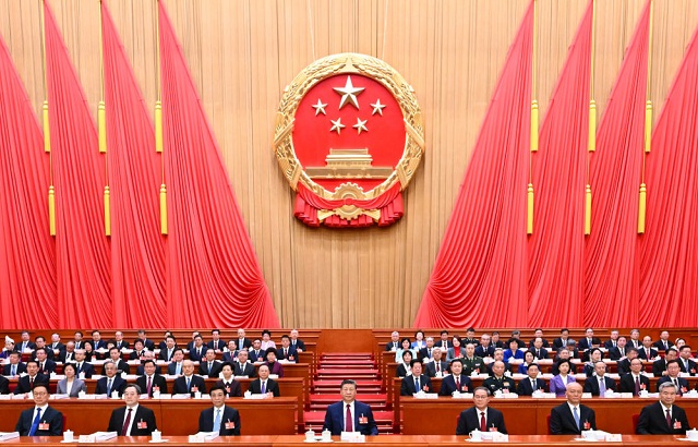 十四届全国人大四次会议开幕 习近平等党和国家领导人出席