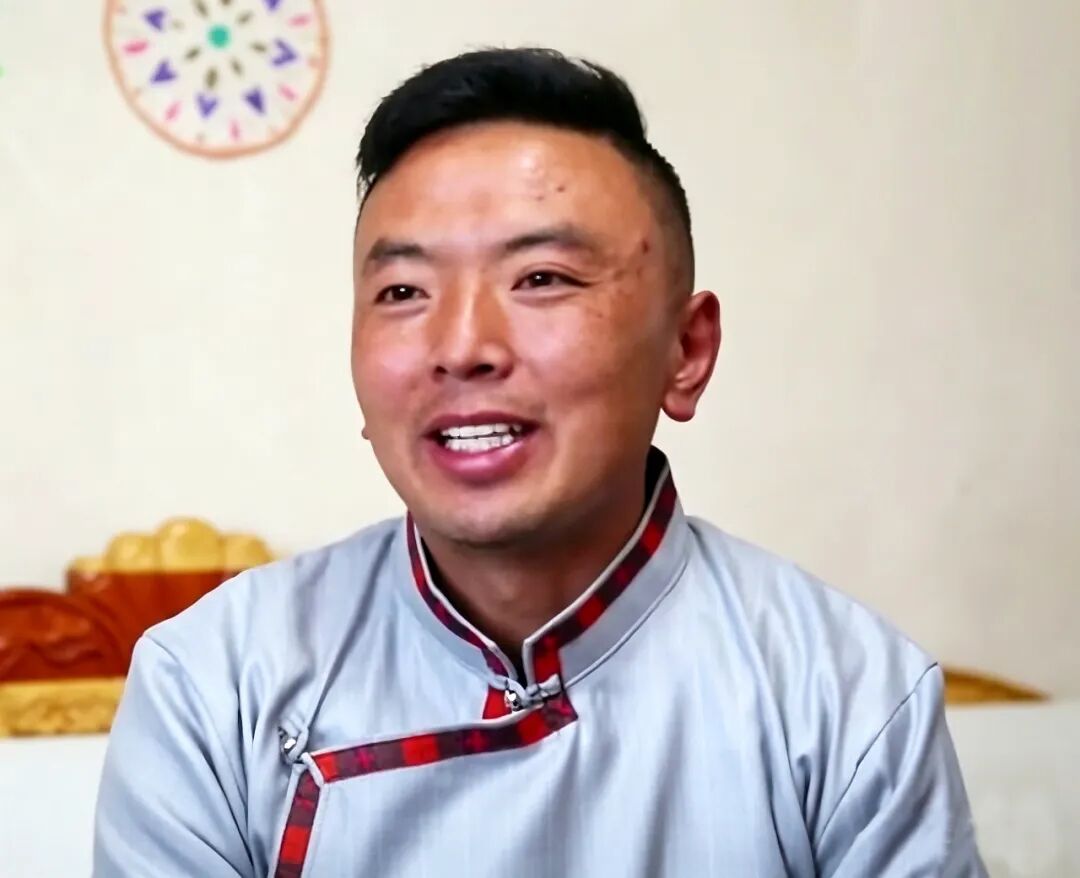 土旦格桑.jpg
