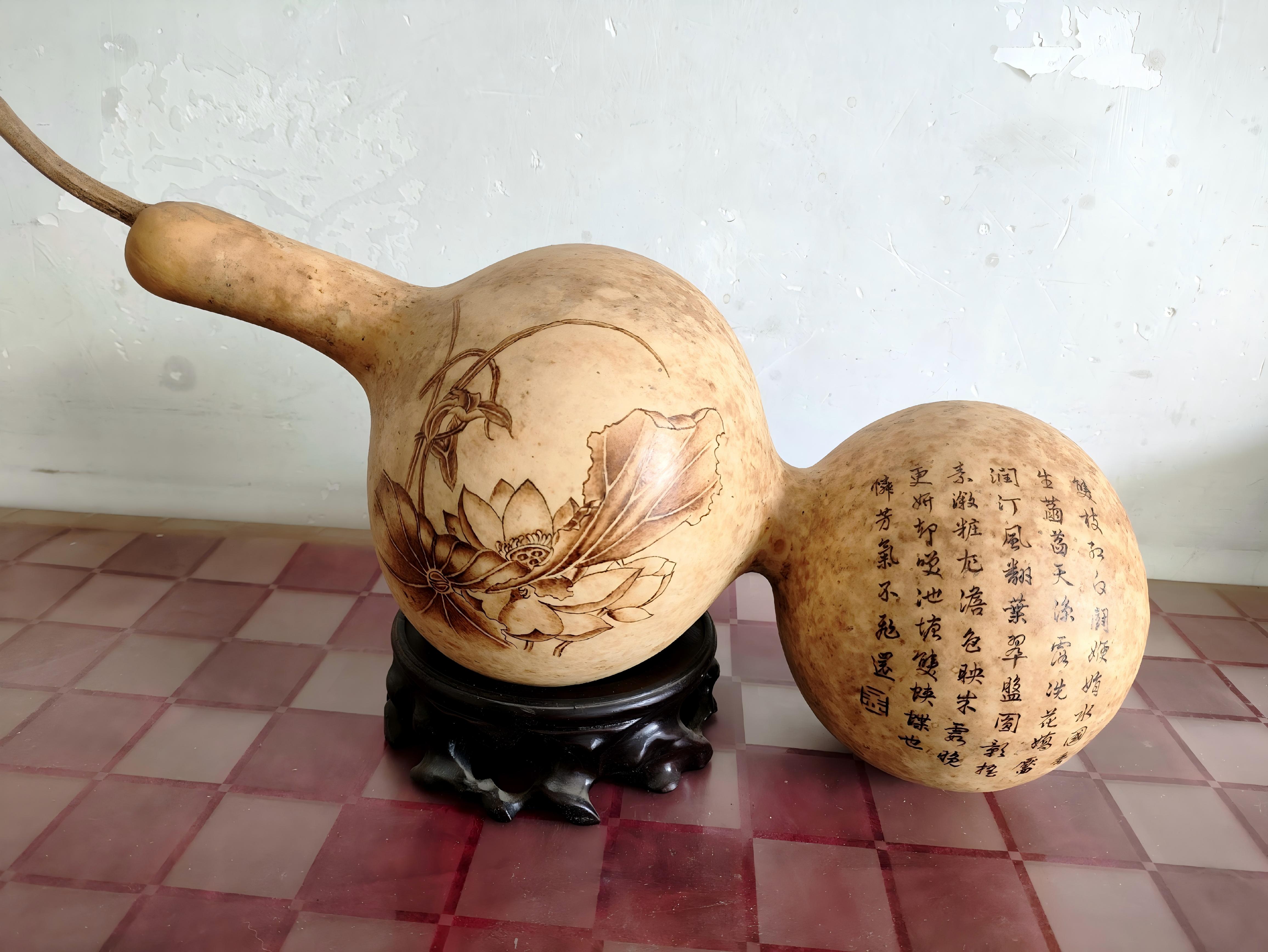 郎世宁花鸟图葫芦摆件.jpg