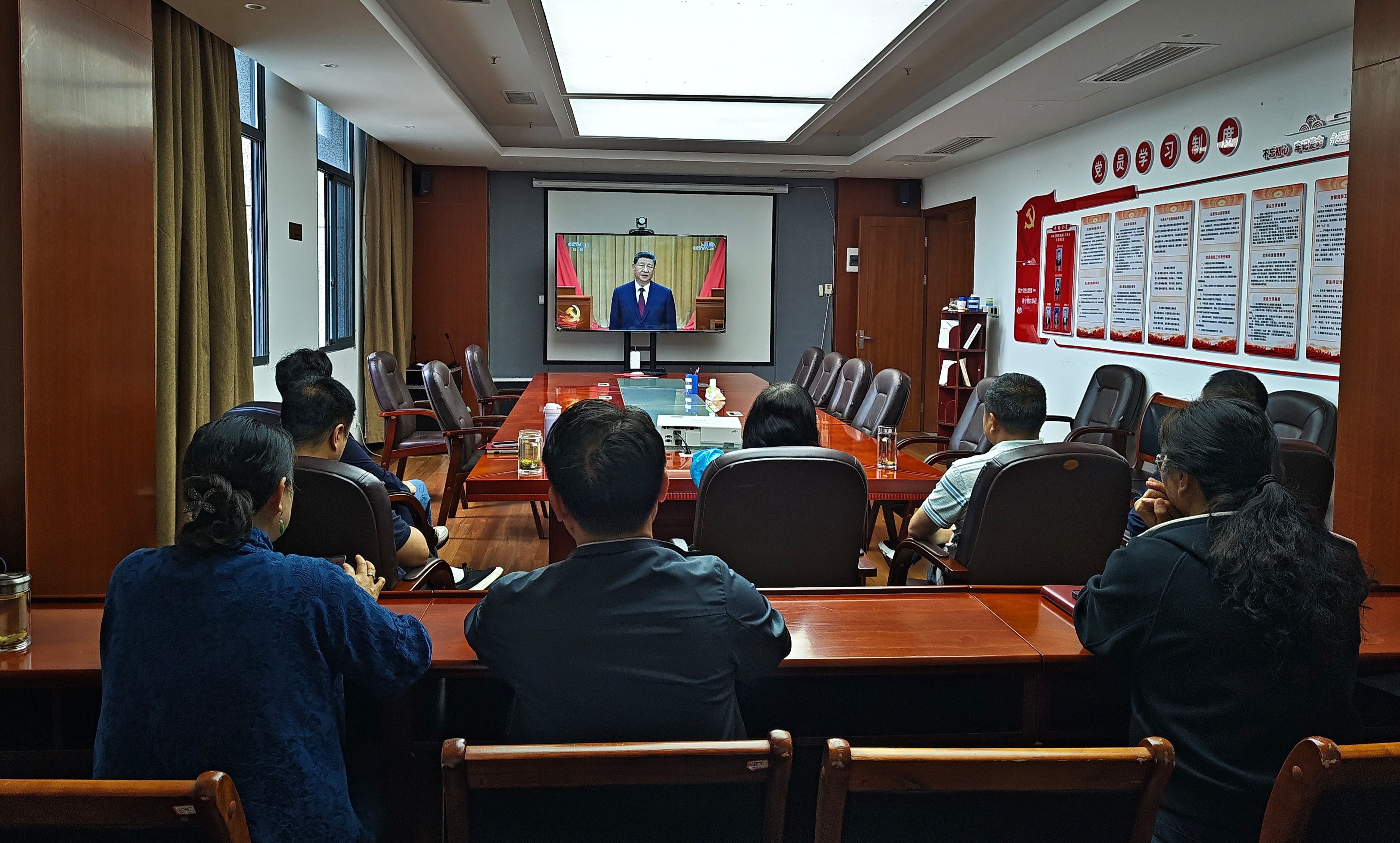 图为集中收看庆祝中国共产党成立105周年大会盛况 图为集中收看庆祝中国共产党成立105周年大会盛况