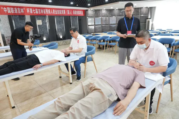 图为竞赛现场