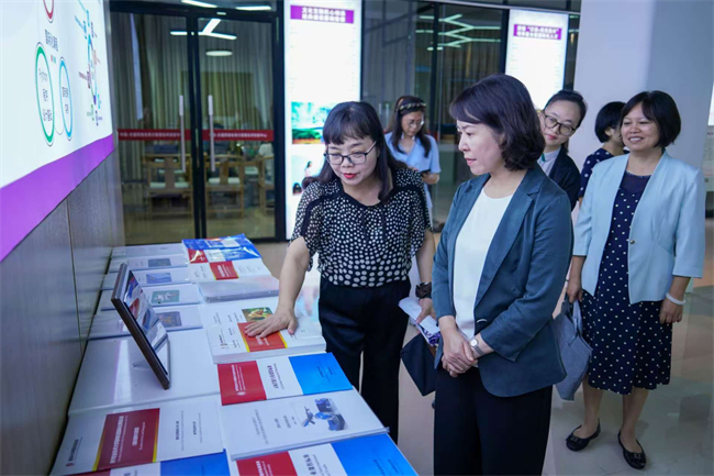 图为调研现场 图为调研现场