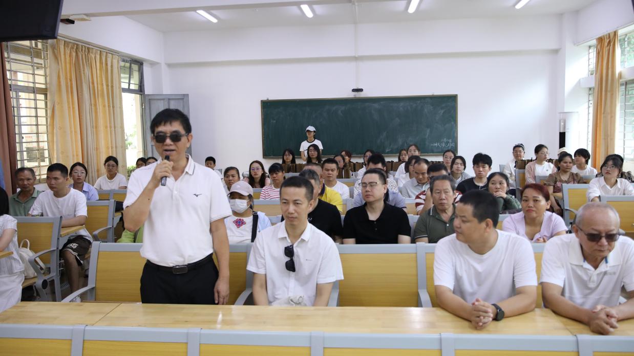 图片为活动现场图片